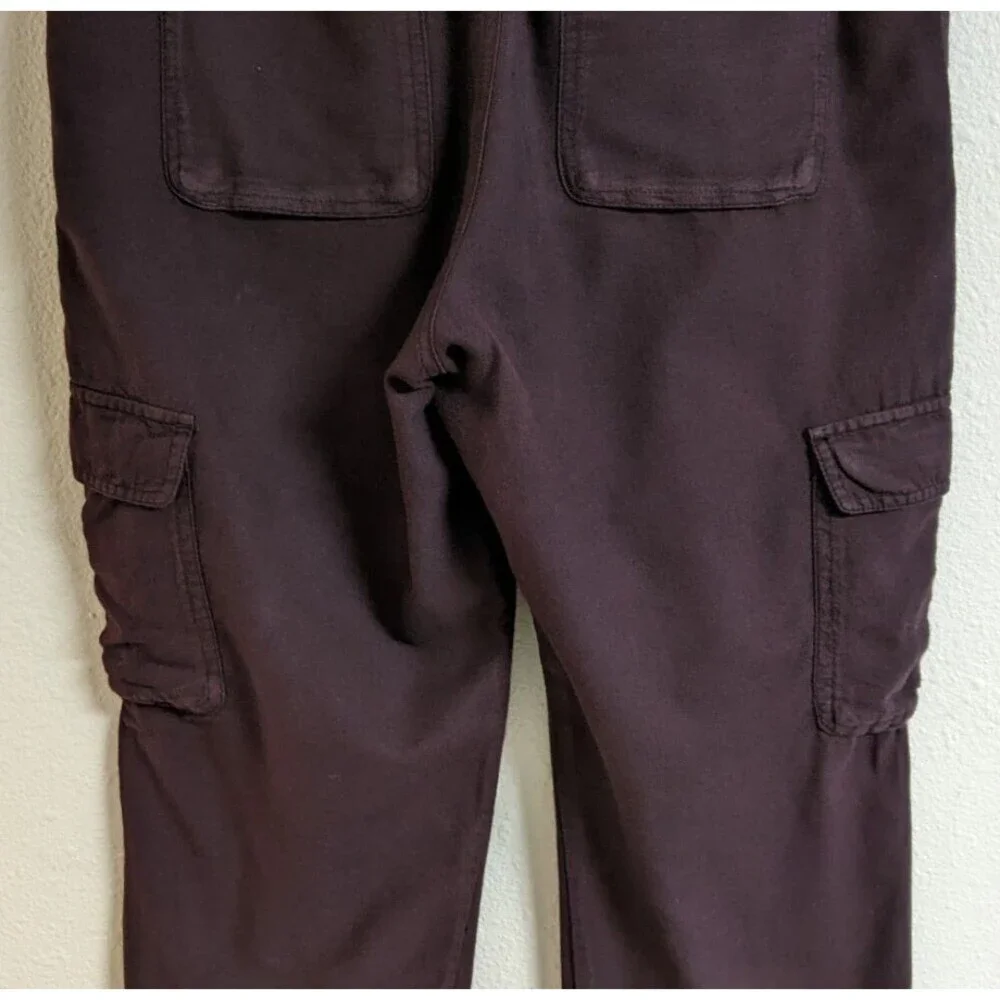 Aritzia COMMUNITY Cebu Cotton Eggplant Purple Colored Joggers Pants M